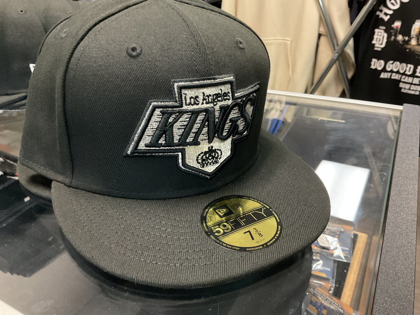 NEW ERA LOS ANGELES KINGS BLACK FITTED HAT