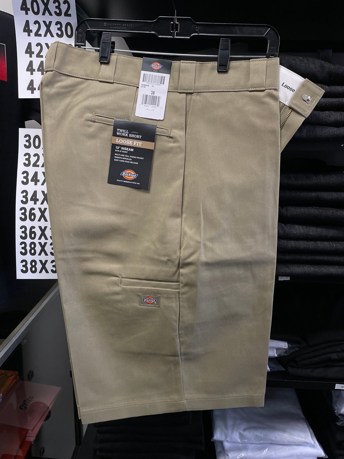 DICKIES LOOSE FIT WORK SHORTS 13"