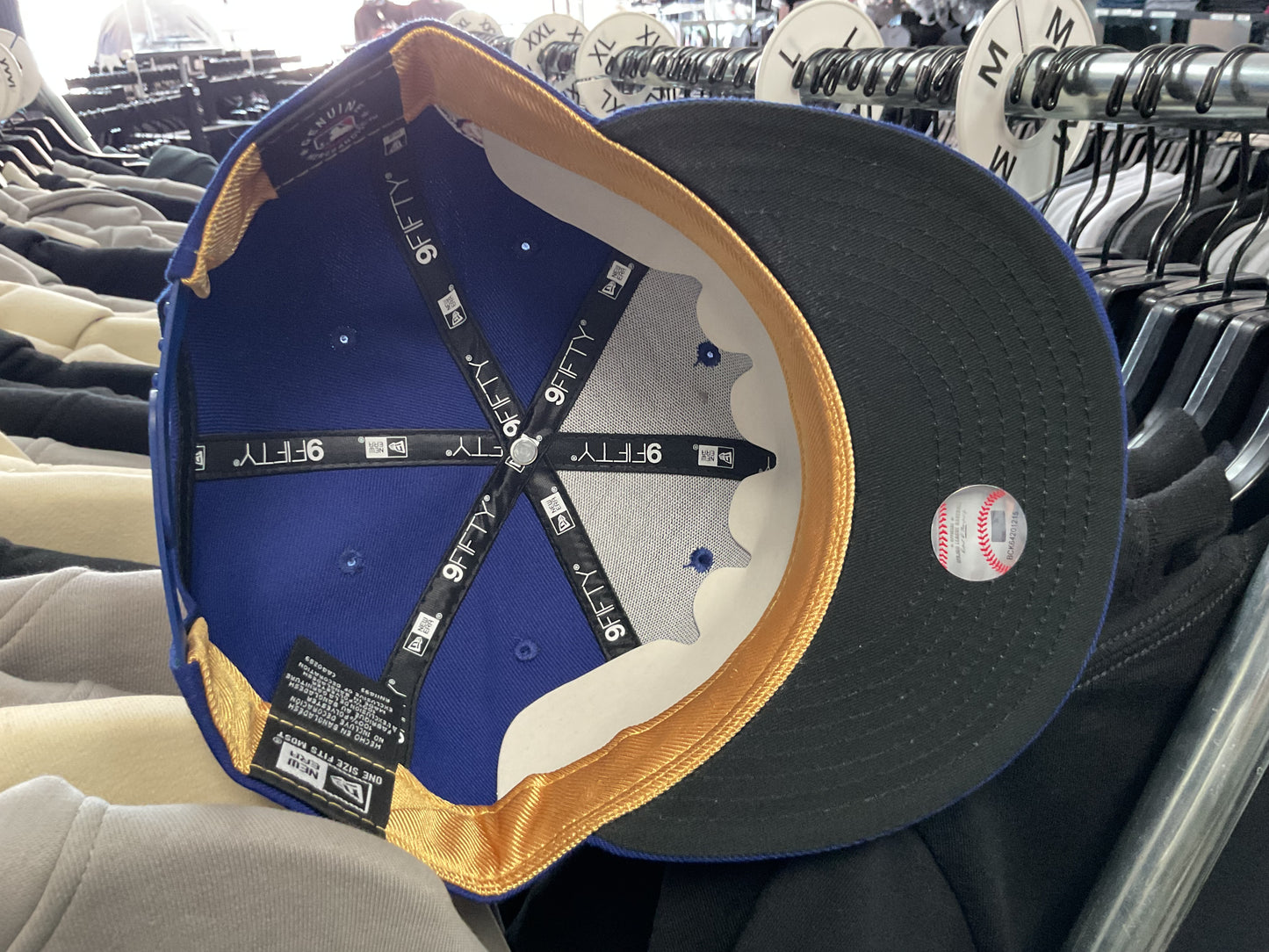 GOLD SERIES Dodgers 2024 CHAMPIONS | SNAPBACK