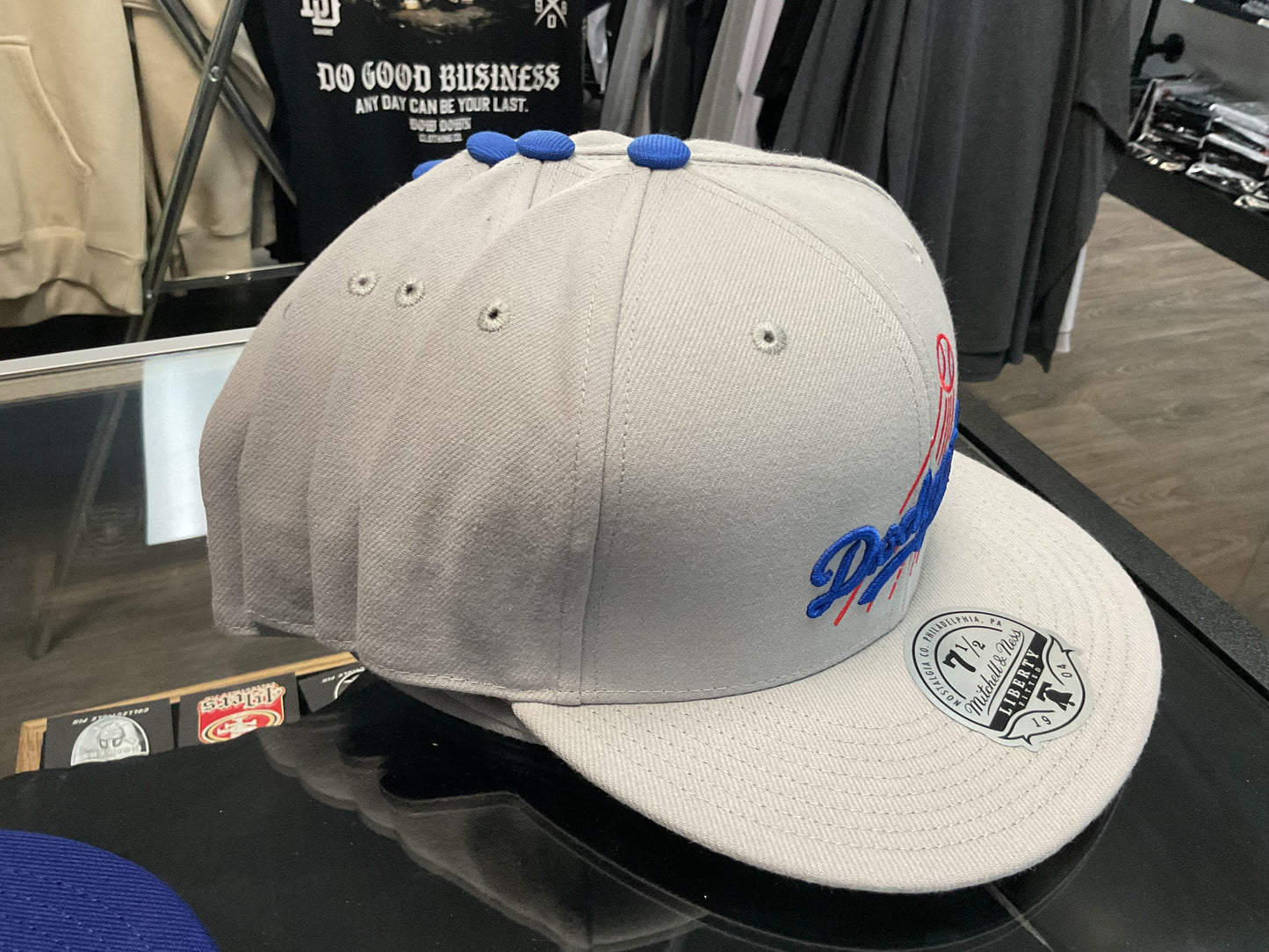 Mitchell & Ness DODGERS HAT LIGHT GREY|| FITTED HAT