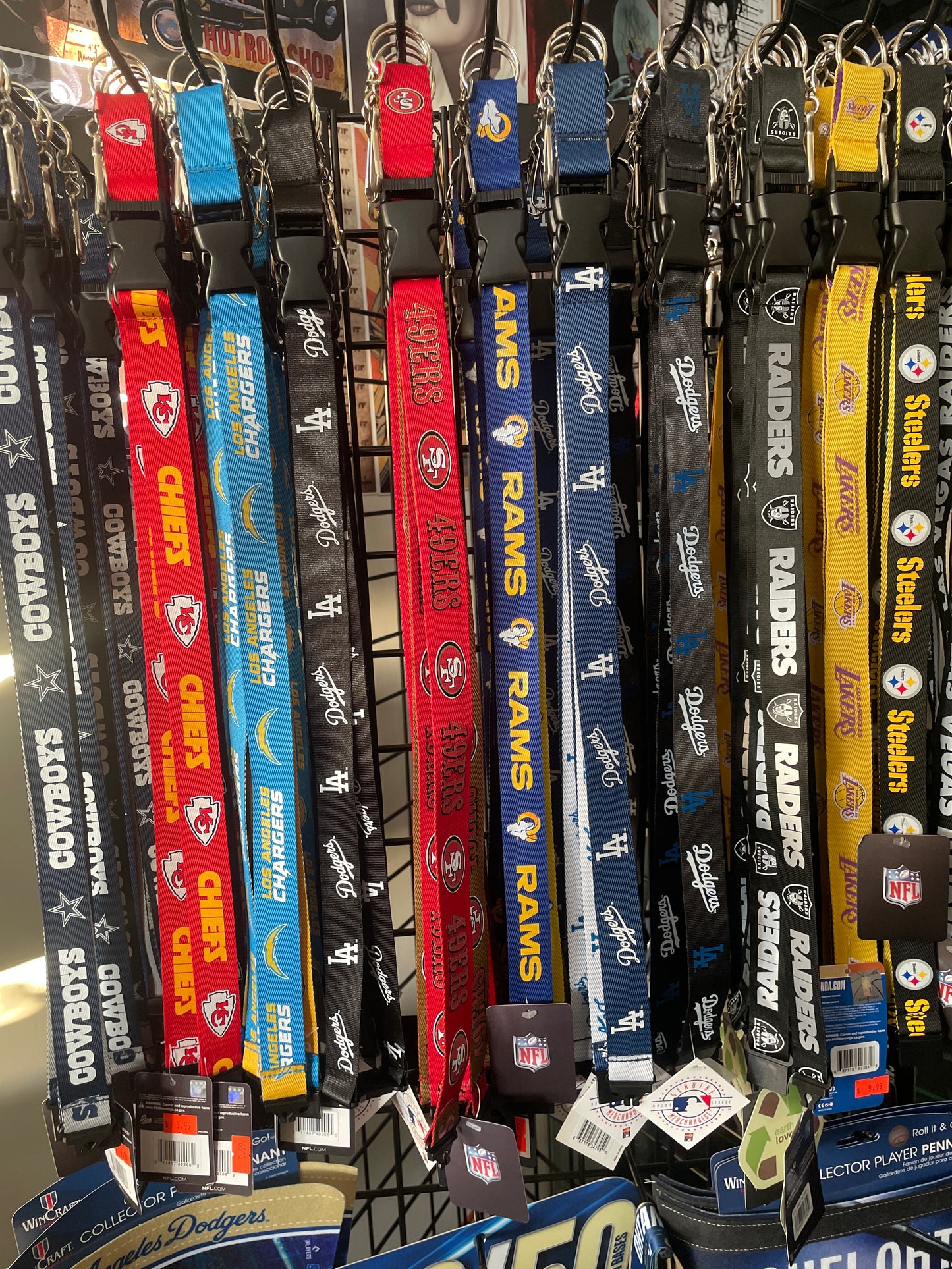 49ERS REDN & GOLD LANYARD