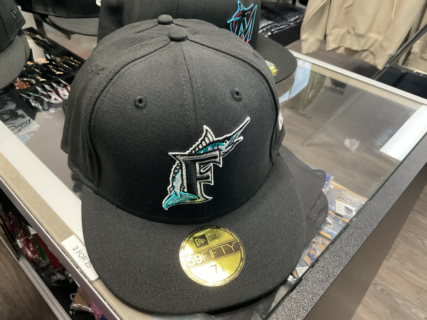 FLORIDA MARLINS NEW ERA FITTED BLACK HAT