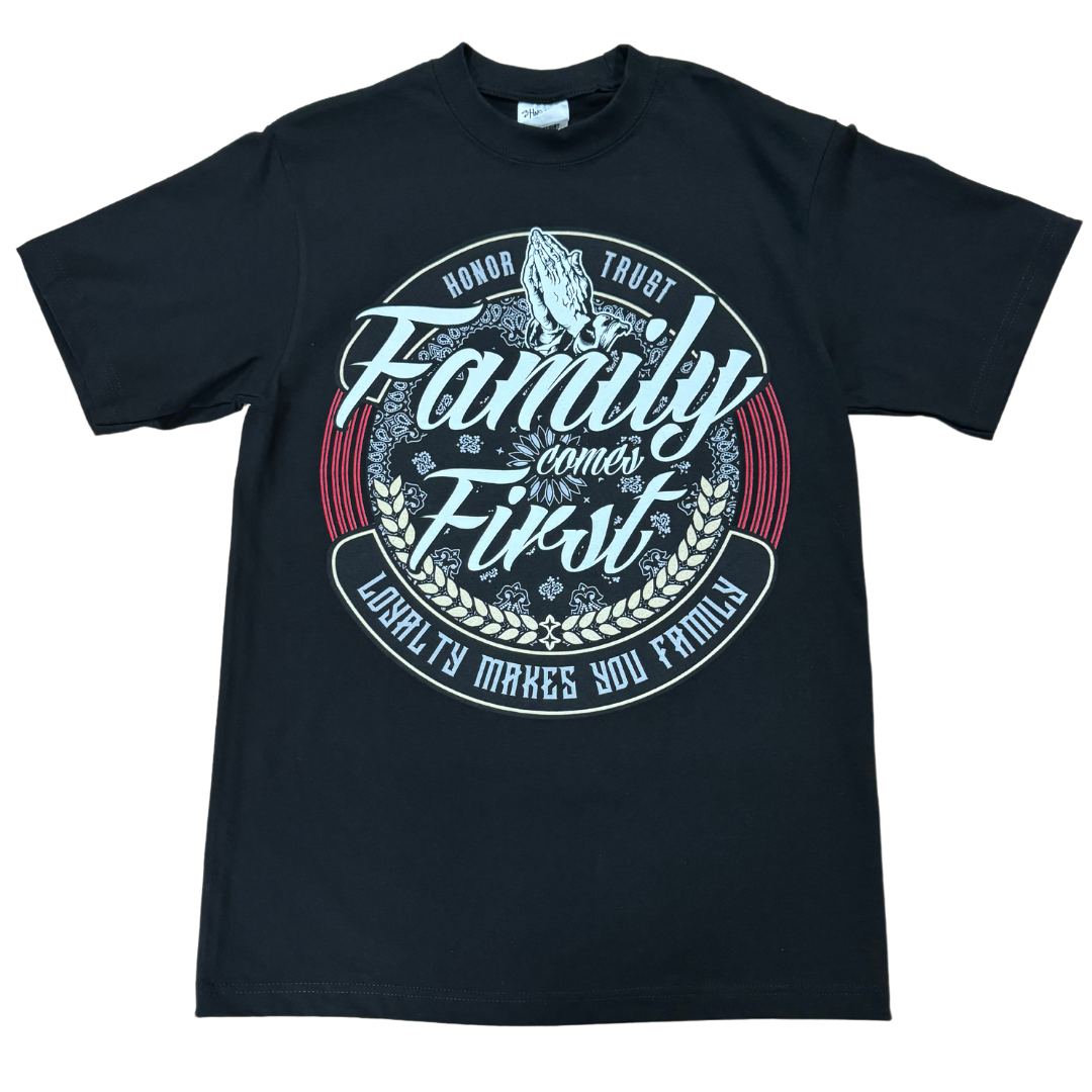 FAMILY FIRTS BLACK TEE