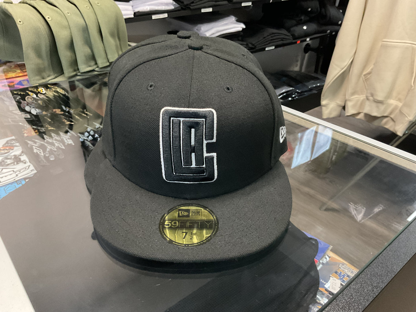 NEW ERA LOS ANGELES CLIPPERS  FITTED HAT….