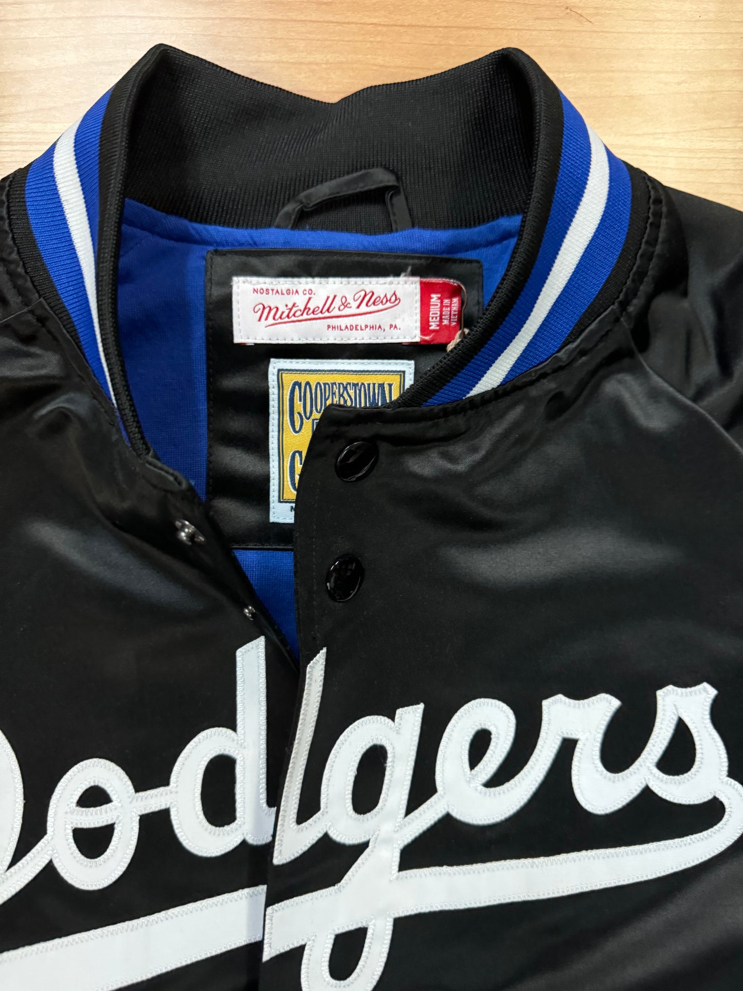 Los Angeles Dodgers Lightweight Jacket BLACK