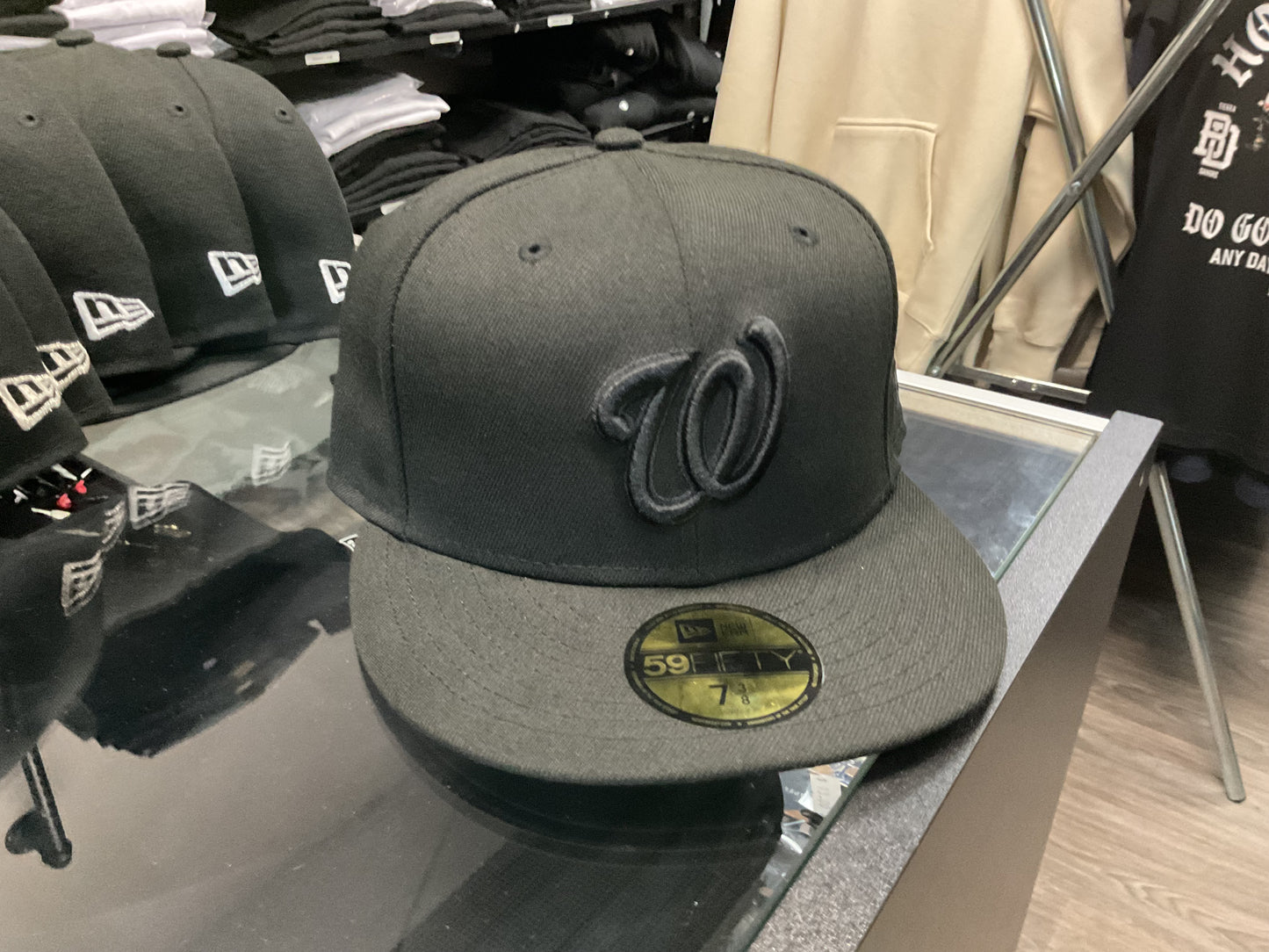NEW ERA WASHINGTON NATIONALS BLACK FITTED HAT