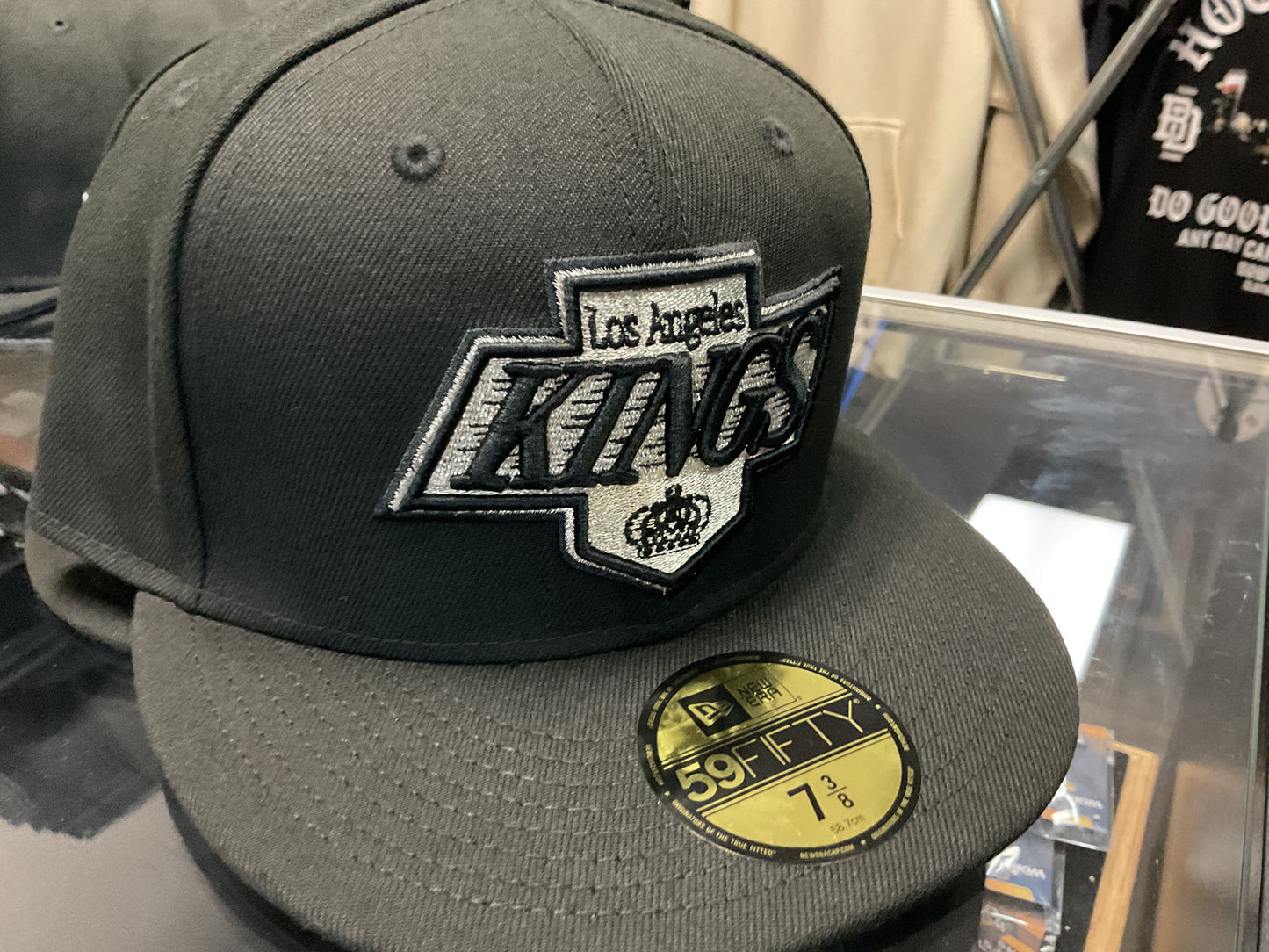 NEW ERA LOS ANGELES KINGS  BLACK FITTED HAT