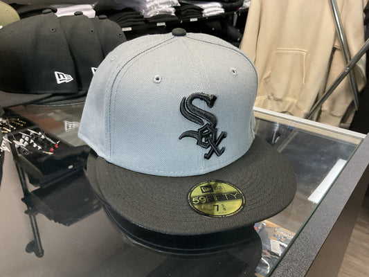 NEW ERA CHICAGO WHITE SOX BLACK/GREY FITTED HAT