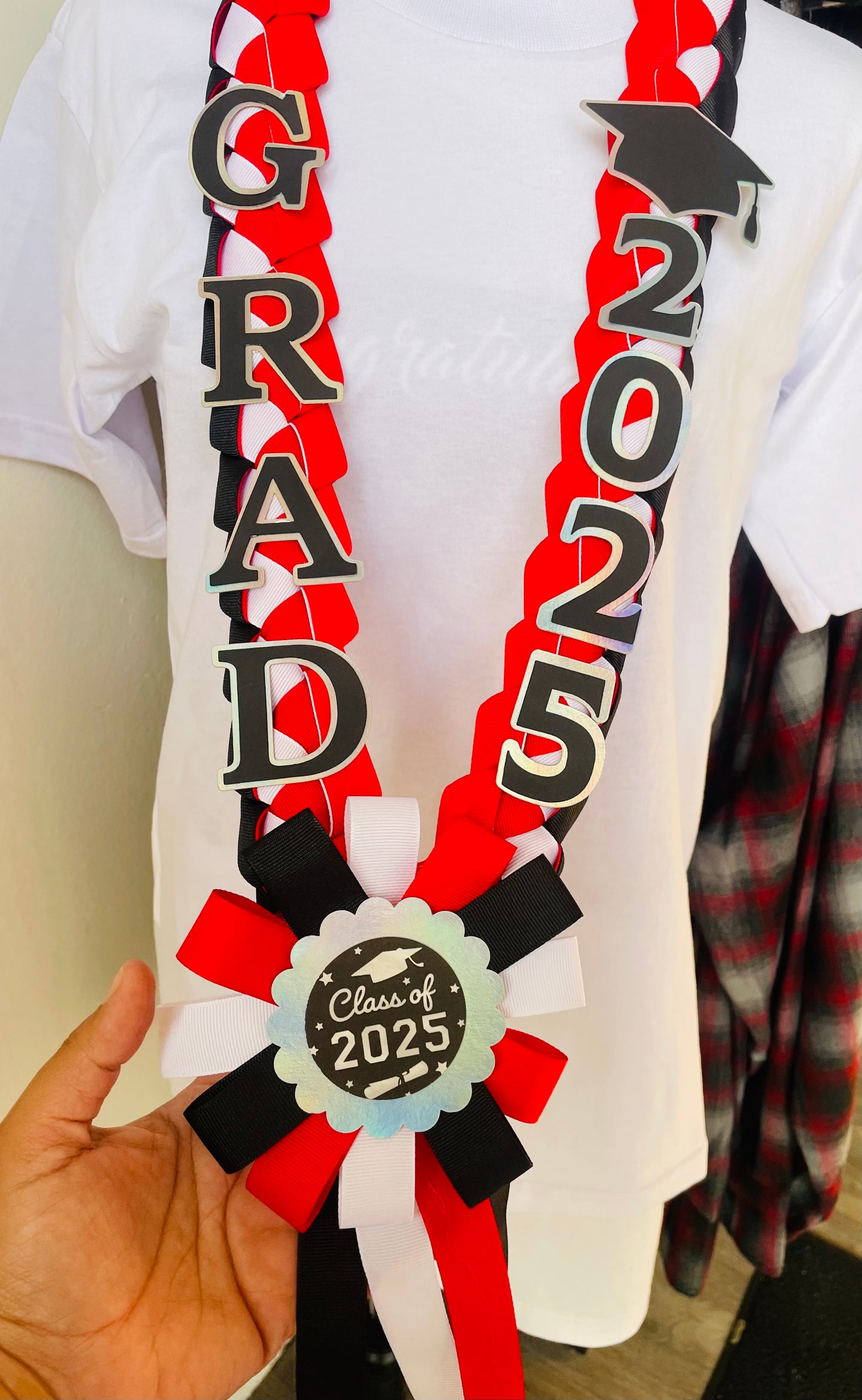 Graduation Lei Red/Black/White 2026