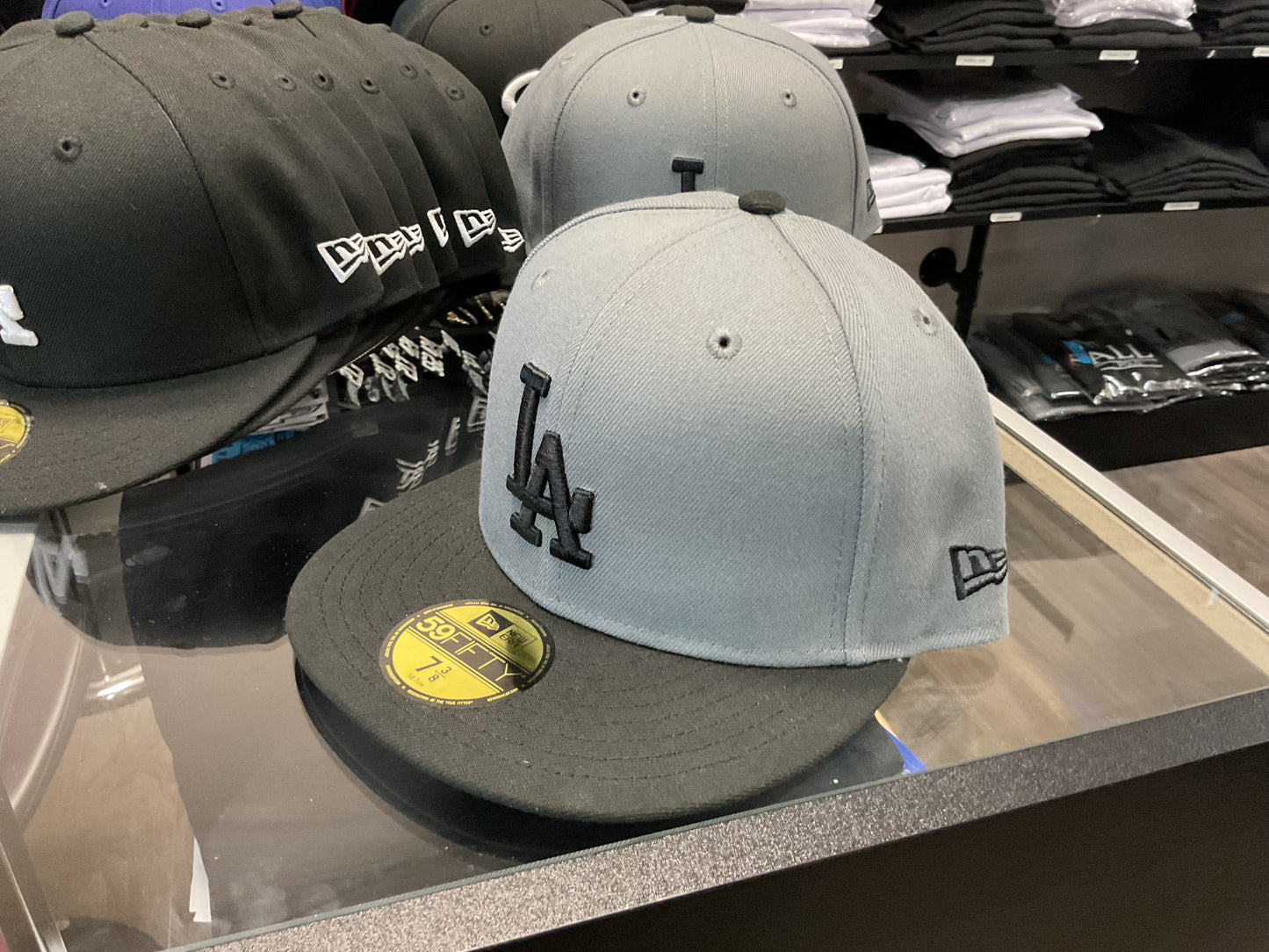 NEW ERA LA FITTED GREY/ BLACK HAT