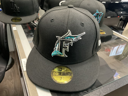 FLORIDA MARLINS NEW ERA  FITTED BLACK HAT
