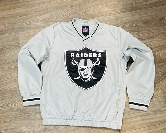 RAIDERS WINDBREAKER GREY  Front Shield