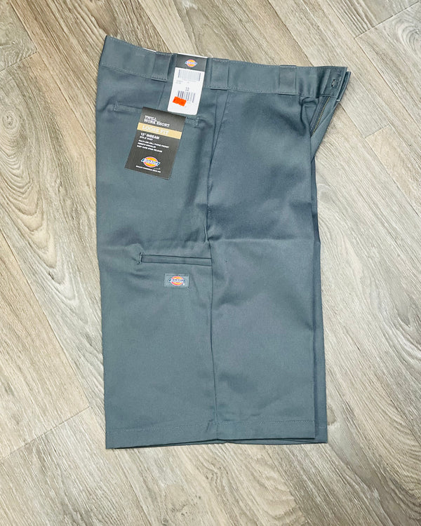 DICKIES LOOSE FIT WORK SHORTS  13"
