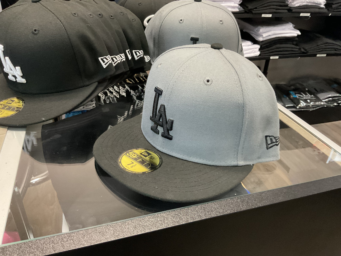 NEW ERA LA FITTED GREY/ BLACK HAT