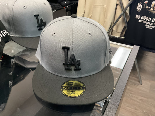 NEW ERA LA FITTED GREY/ BLACK HAT