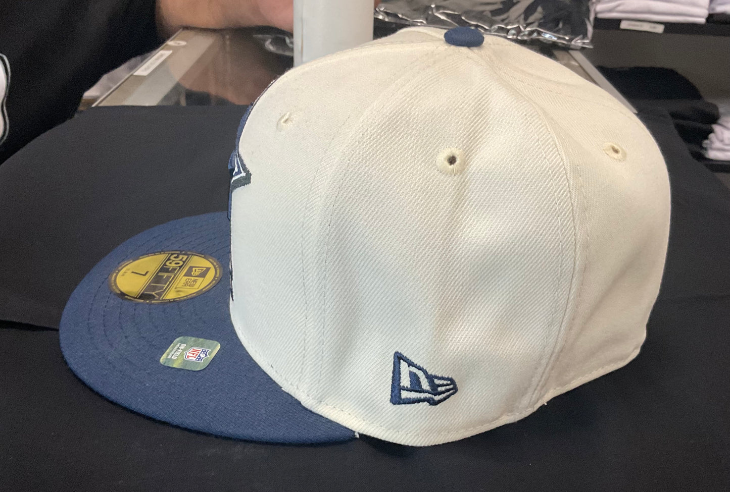 NEW ERA COWBOYS  BONE FITTED HAT