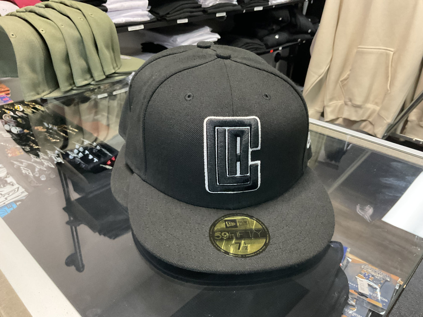 NEW ERA LOS ANGELES CLIPPERS  FITTED HAT….