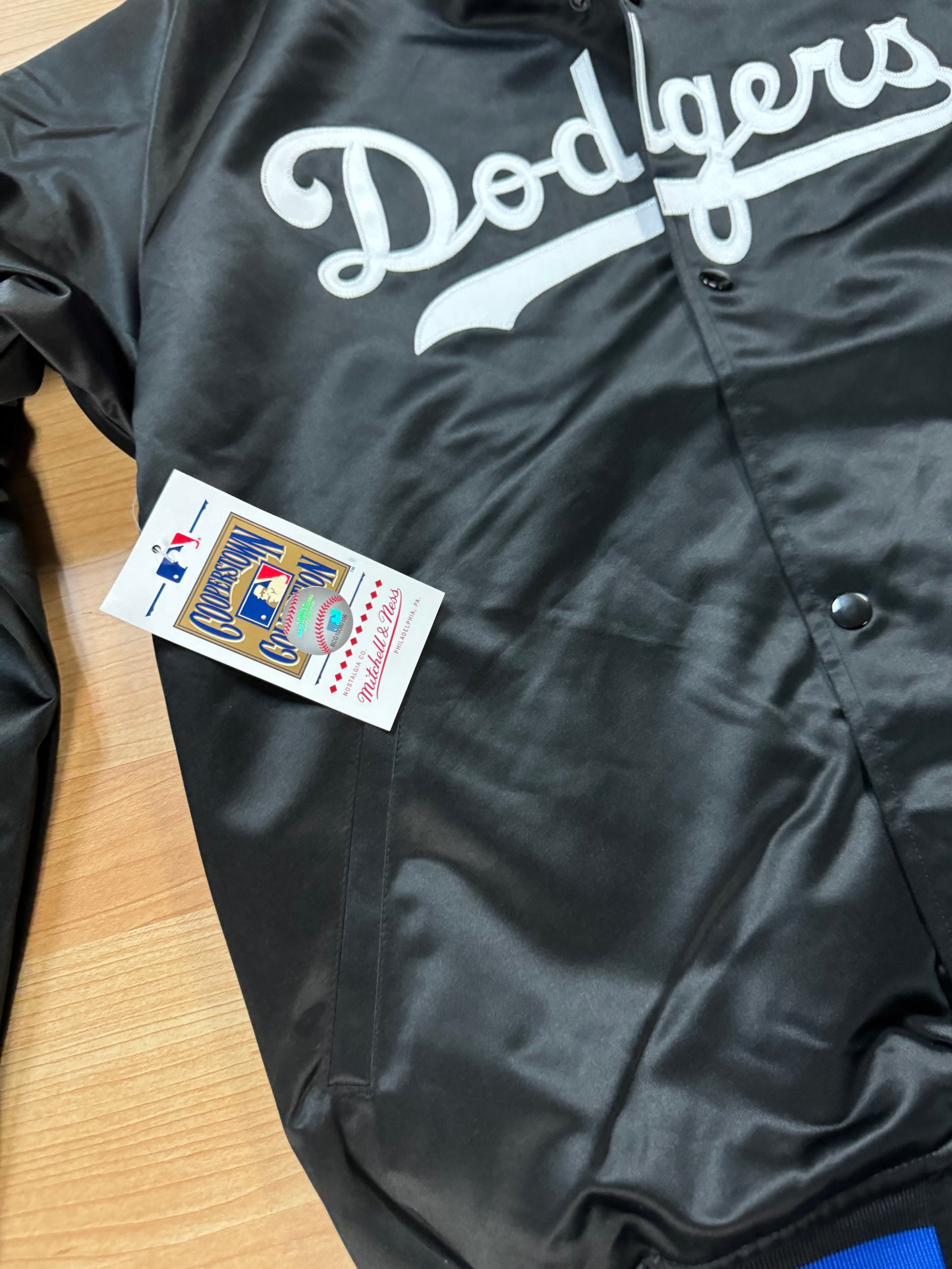 Los Angeles Dodgers Lightweight Jacket BLACK