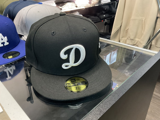 NEW ERA DODGER D BLACK|| FITTED HAT
