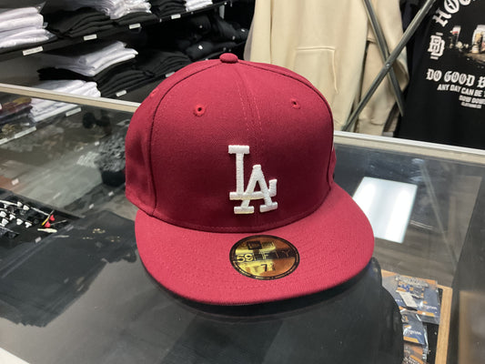 NEW ERA LOS ANGELES DODGERS BURGUNDY WHITE  FITTED HAT….