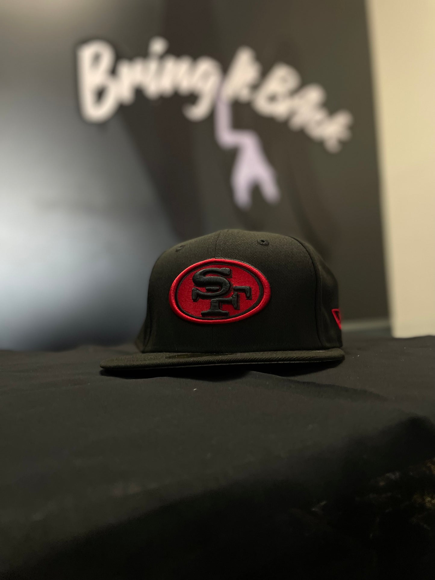 49ERS BLACK AND RED HAT| FITTED