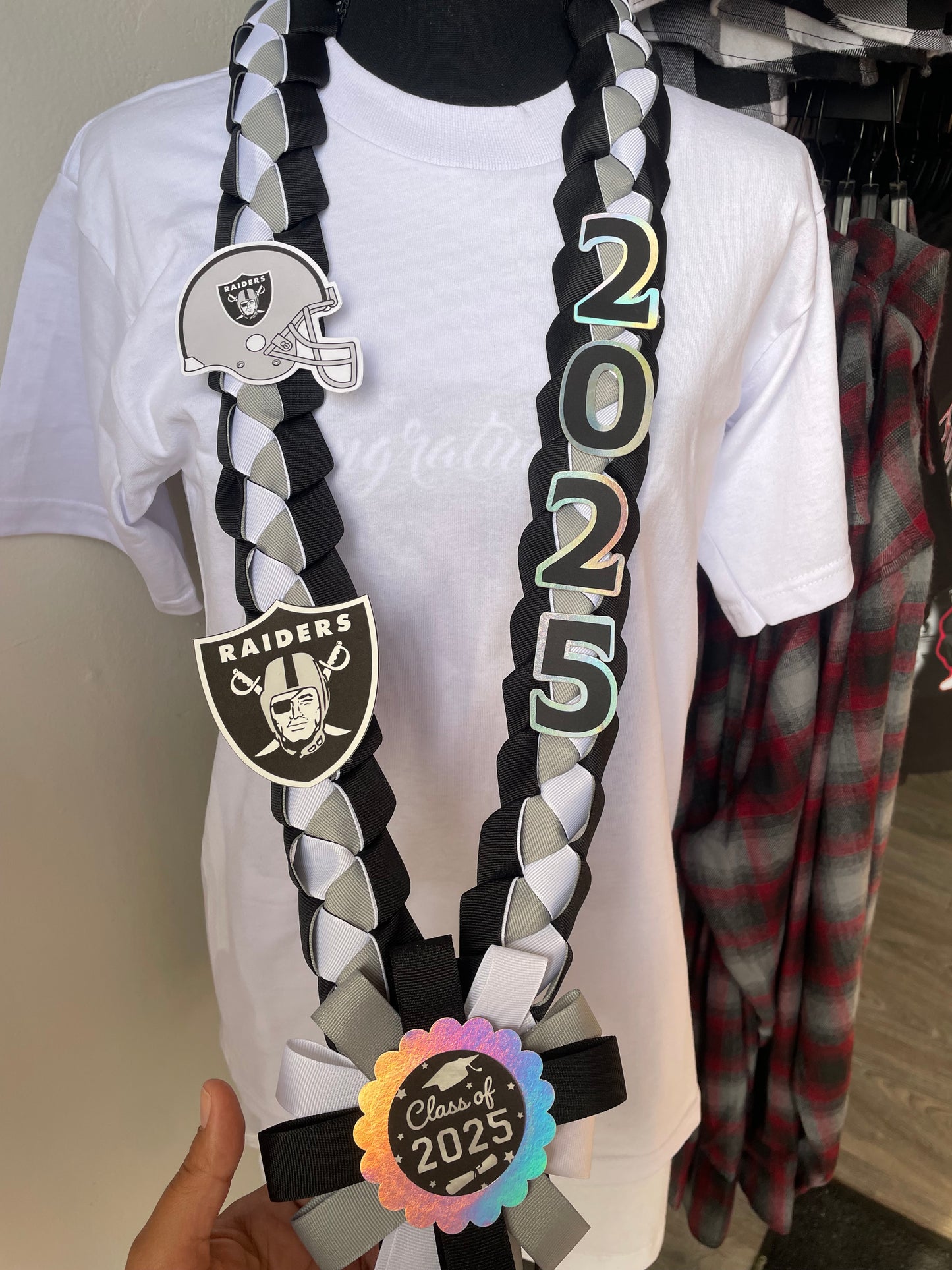 Graduation Lei Black/Grey/White 2026