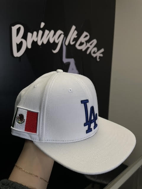 WHITE DODGERS MEXICAN PATCHED FLAG | SNAPBACK